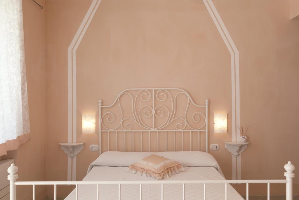 Crealto Villa Alfiano Natta Szoba fotó